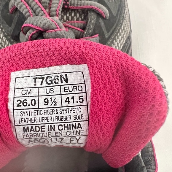 Aasics / Gel Venture 6 / Athletic Shoe - Picture 8 of 12